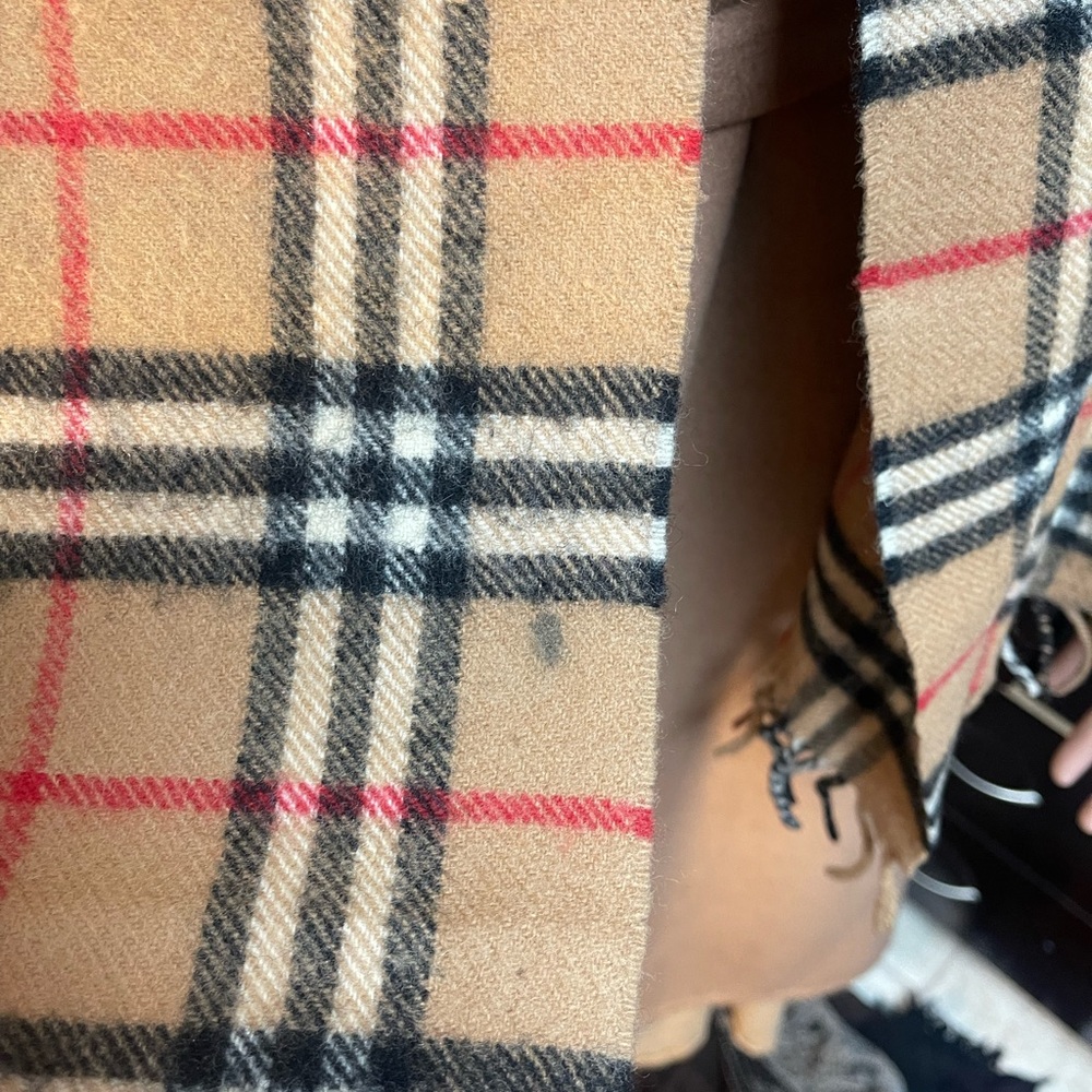Authentic Burberrys vintage nova check tan scarf (P996) - Picture 3 of 7